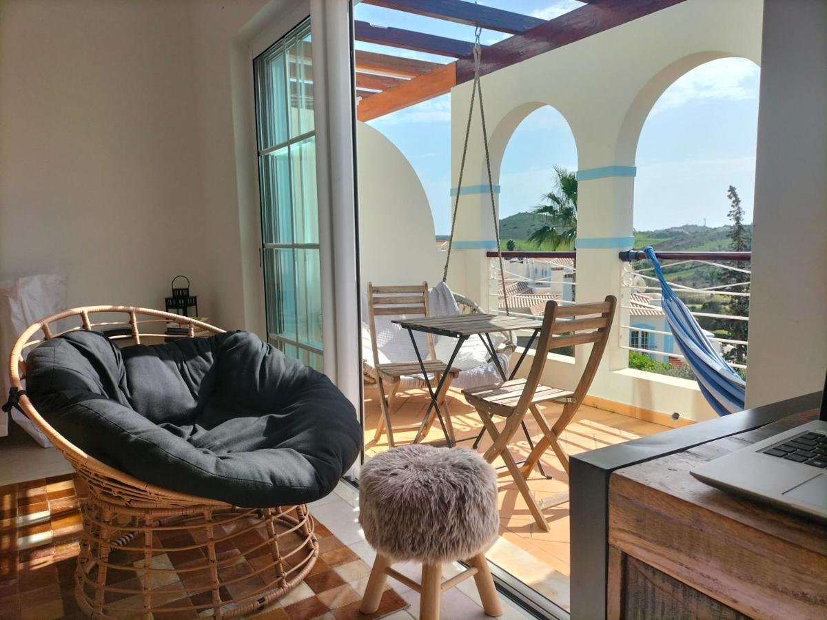 Komfortables Town House In Traumhafter Lage Budens Luaran gambar